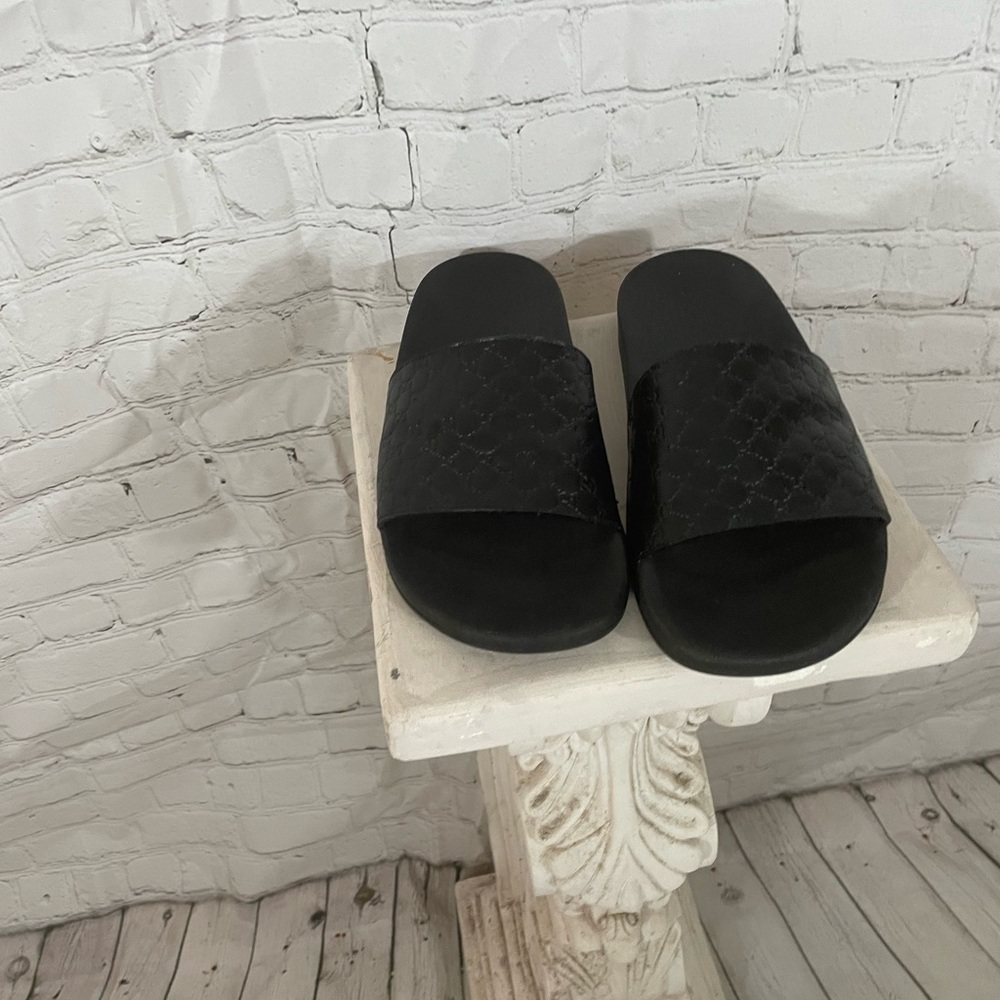 Gucci Slide